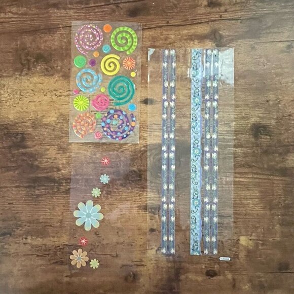 Scrapbooking Sticker Lot of Easter Spring Themes Flowers Chicks Butterflies - Picture 6 of 12